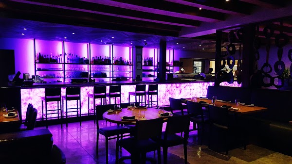 Social House Sushi & Grill 1