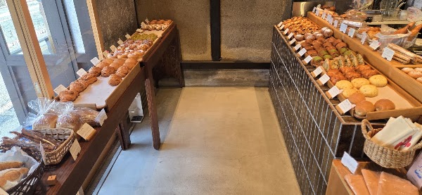 OUI. Bakery cafe 5