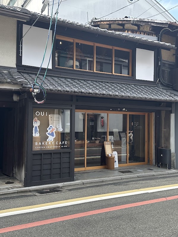 OUI. Bakery cafe 2