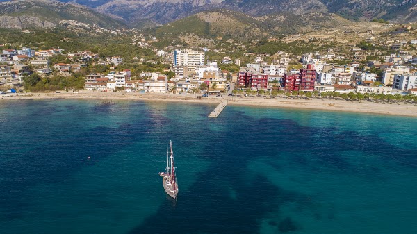 Himara Mini Dock