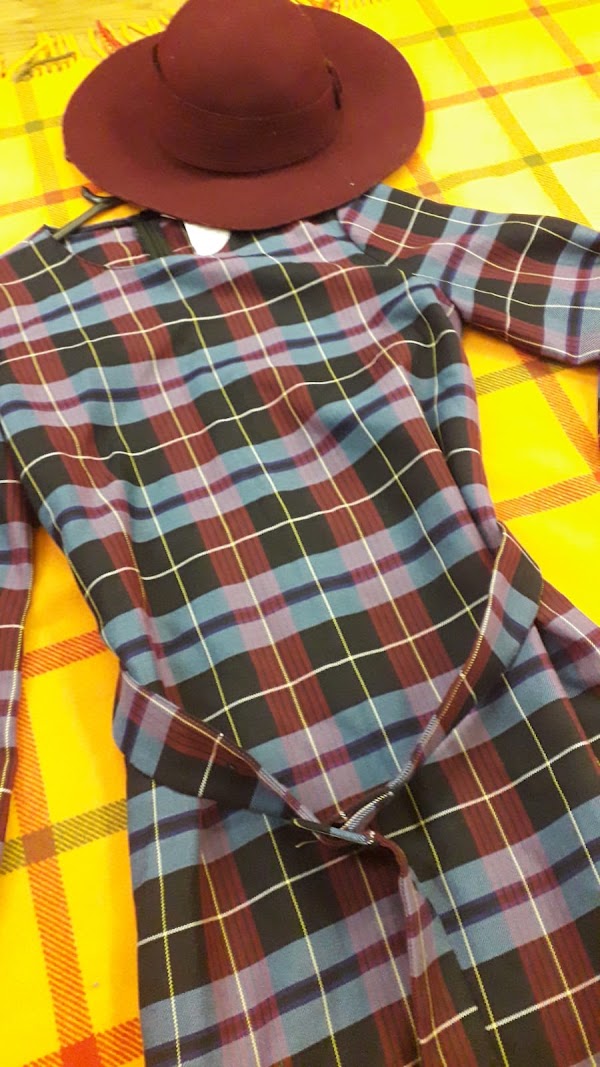 Fara Charity Shop - Islington 4