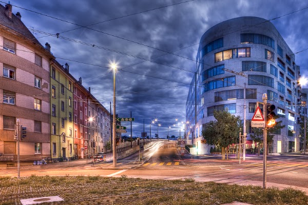 Voltaplatz 1