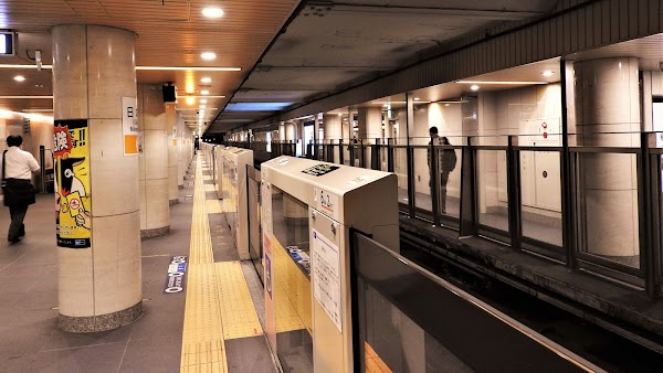 Nihombashi Station 1
