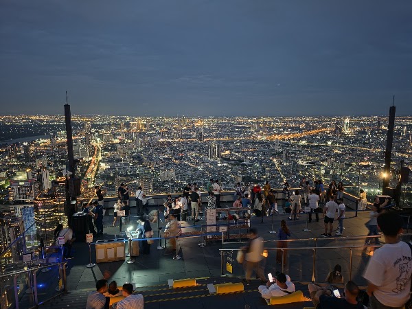 mahanakhon skywalk 5