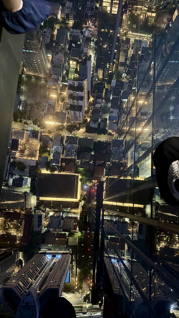 mahanakhon skywalk 2