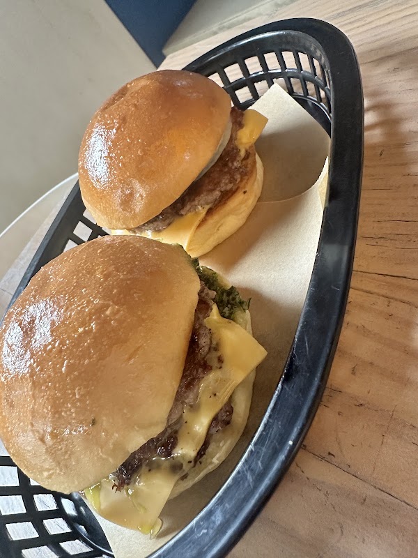 BEAST SMASH - Sliders & Fries 4