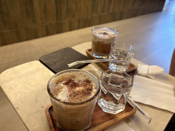 Botanic Coffee and Caphe 4