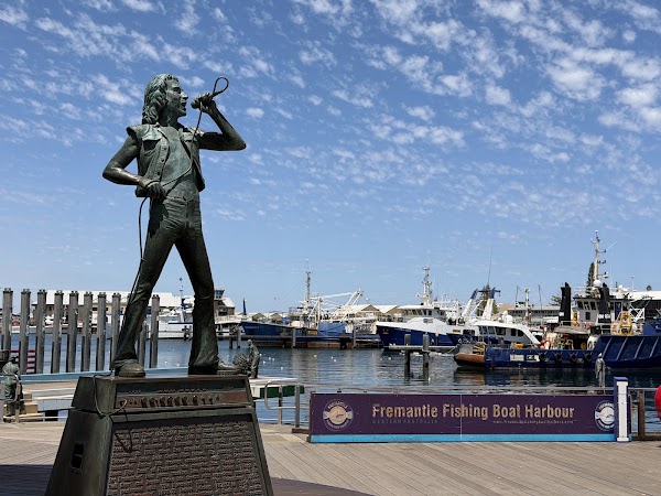 Bon Scott Statue