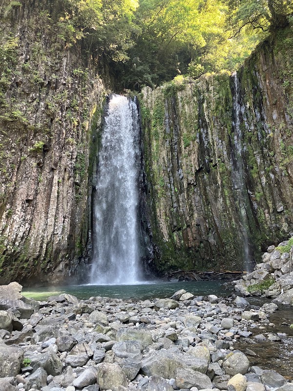 Kaname Falls