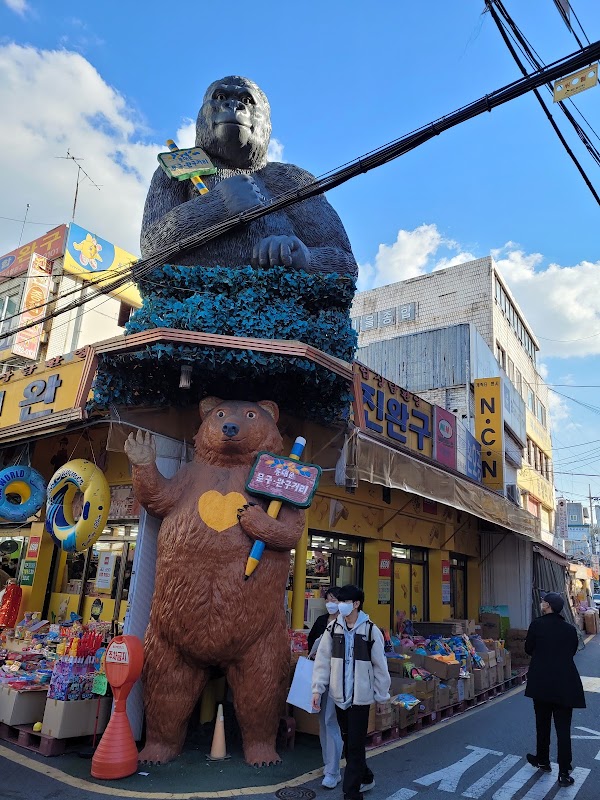 Dongdaemun Toy & Stationery Street 5