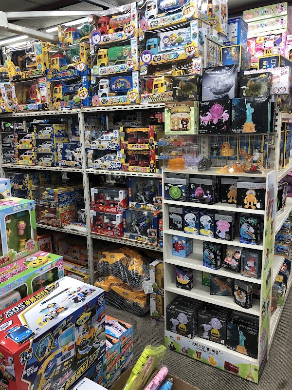 Dongdaemun Toy & Stationery Street 3