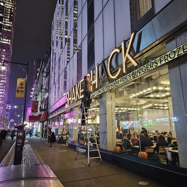 Shake Shack Theater District 3