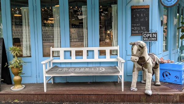 Cafe Vincennes