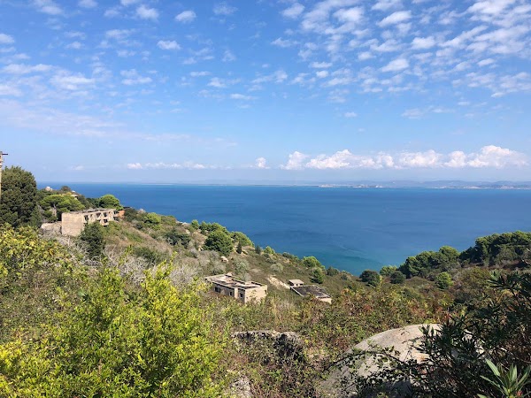 Sazan Island 5