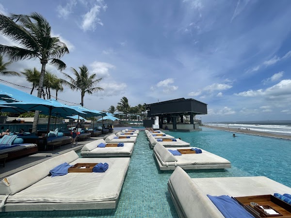 Atlas Beach Club 4