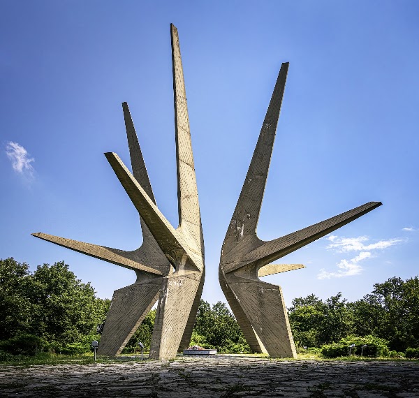 Spomenik palim borcima Kosmajskog odreda - Iskra slobode