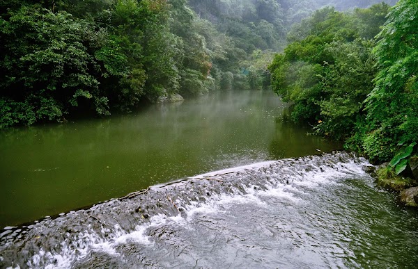 Cheonjiyeon Waterfall 4