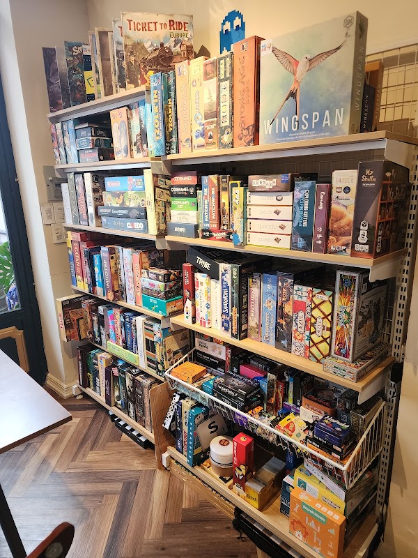 Sip N Play [Board & Video Games Bar] 5