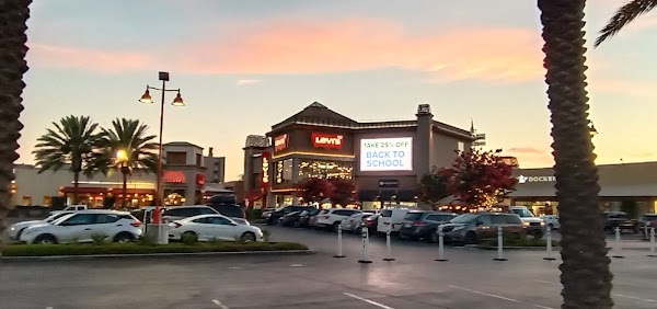 Levi’s Outlet Store