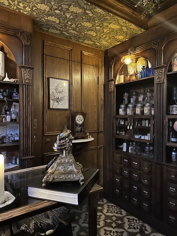 PREQUEL & CO. APOTHECARY 3