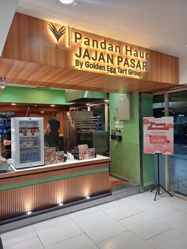 Pandan Haur Jajan Pasar by Golden Egg Tart Group