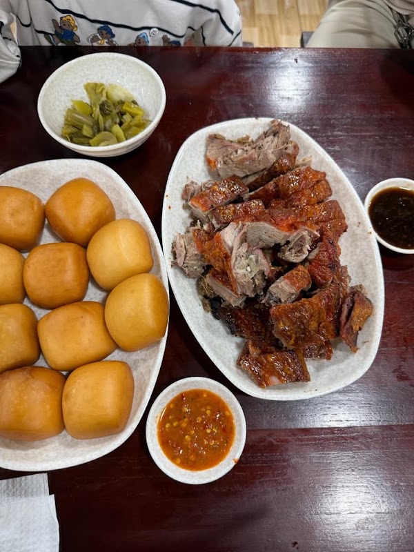 Vịt Quay Tỳ Bà Ba Duy 3