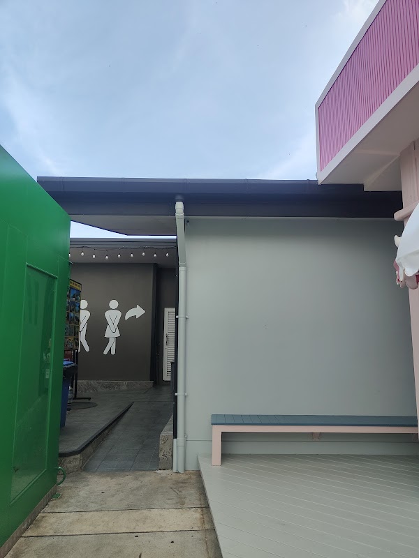 Public Toilet 4