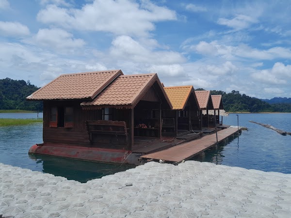 Krai Son Lake House 1