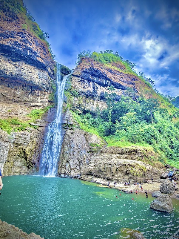 Aw-Asen Falls