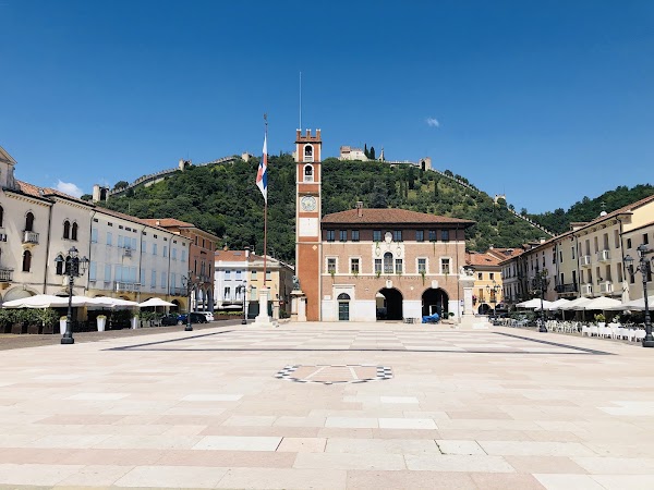 Piazza degli Scacchi