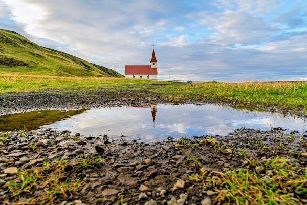 Reyniskirkja Church 2