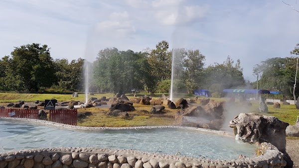 San Kamphaeng Hot Springs 5