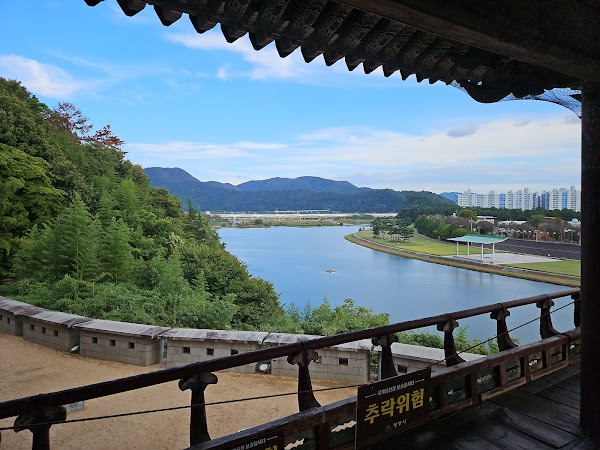 Yeongnamnu 2