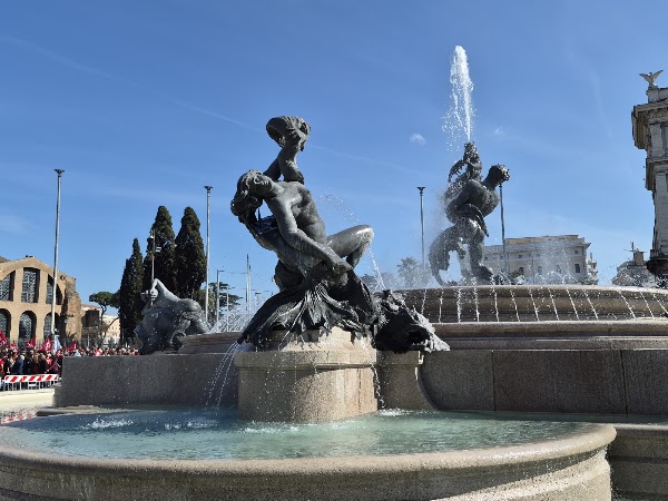 Fontana delle Naiadi 5