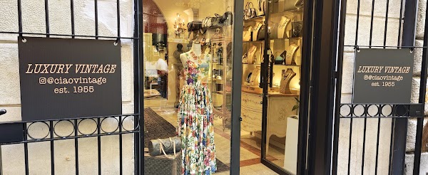 Ciao Vintage - di Antichita Carnovale est.1955