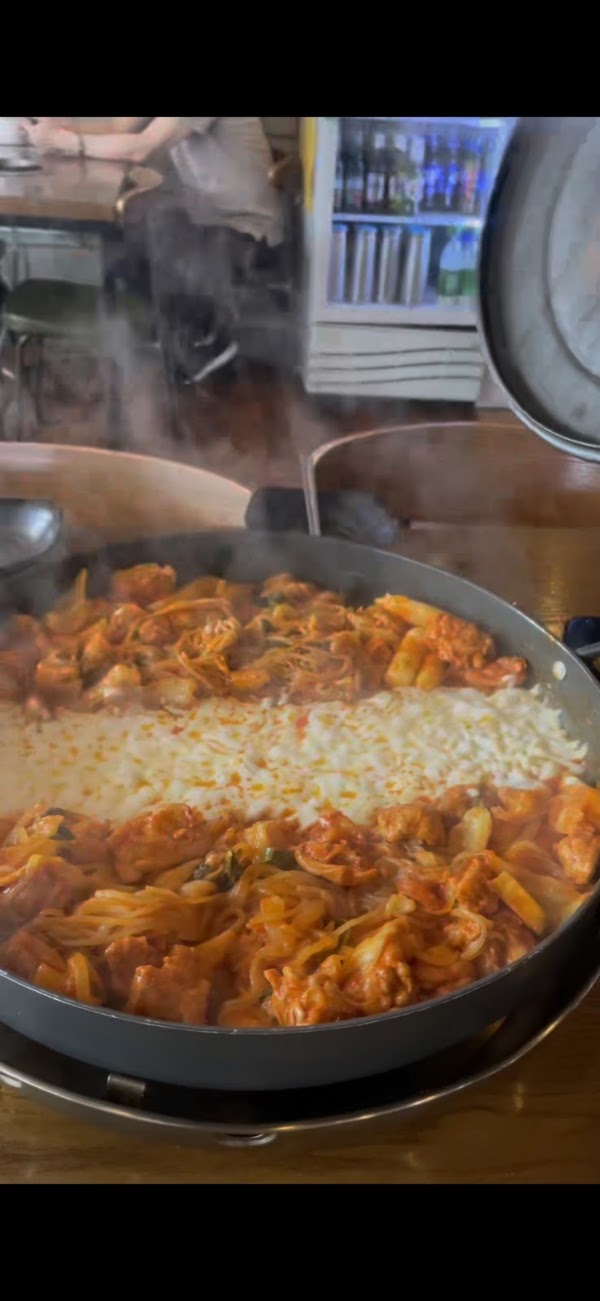 Eun&Jeong Myeongdong Dak-Galbi Budaejjigae 3