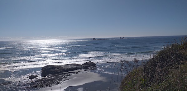 Omau cliffs 5