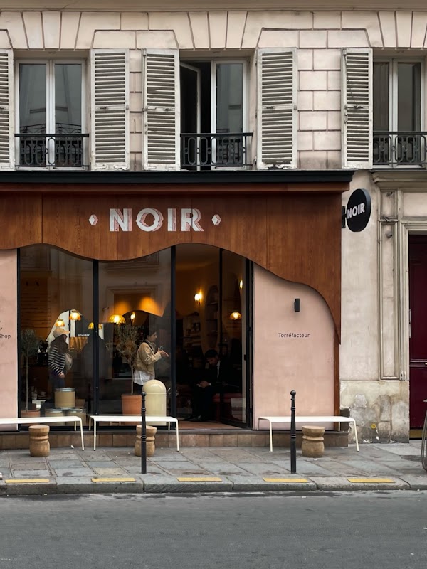 Noir 1