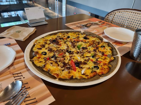 Dr. Robbin Pizza and Pasta 5