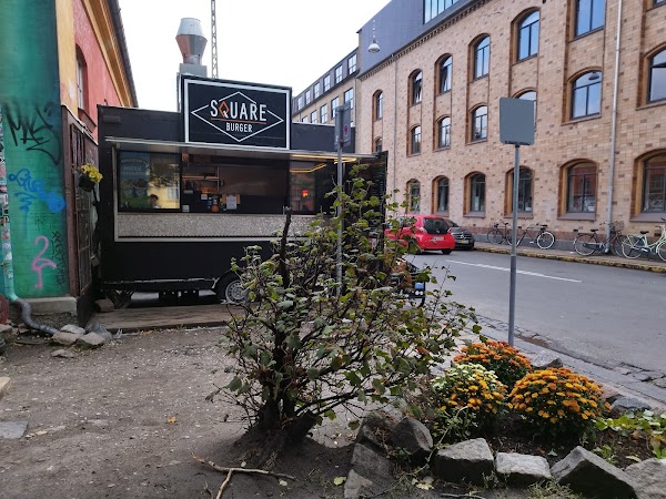 Square Burger 1