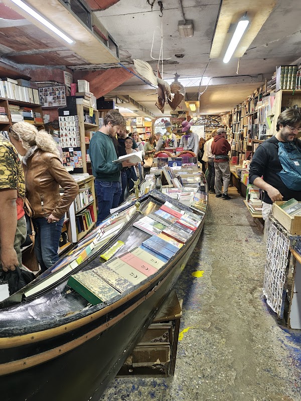 Libreria Acqua Alta 5