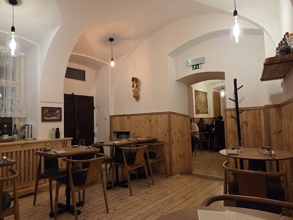 ŪVOZ Restaurant 2