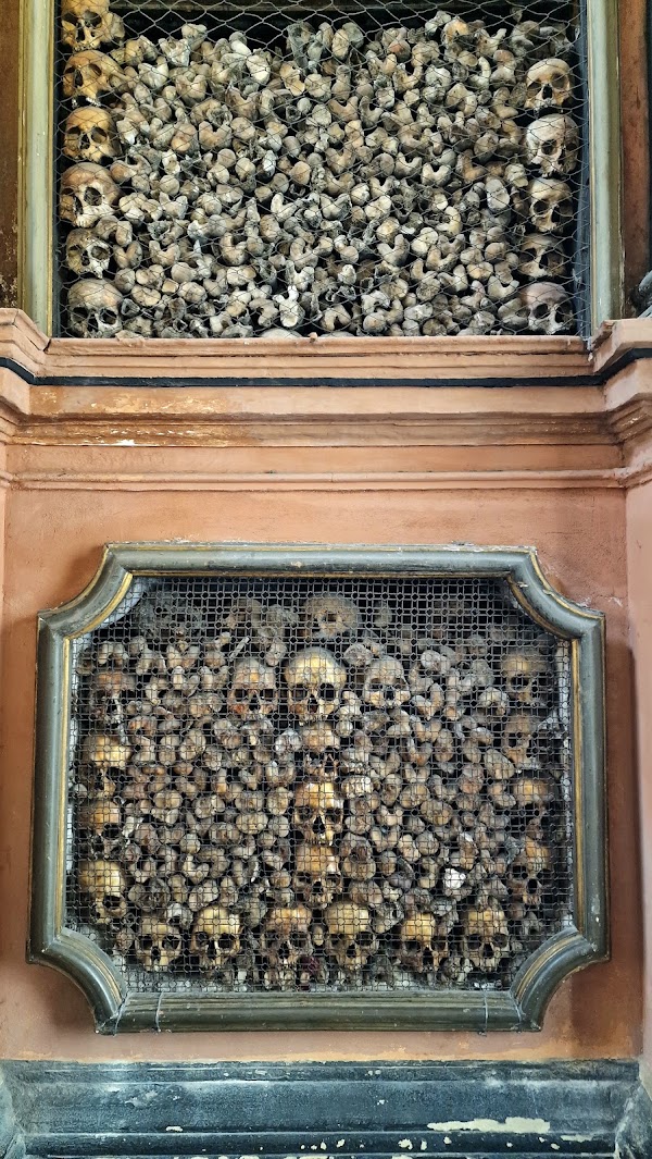 Santuario di San Bernardino alle Ossa 3