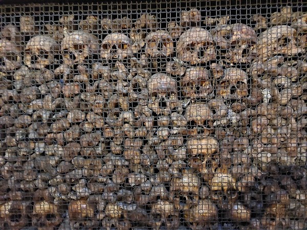 Santuario di San Bernardino alle Ossa 2