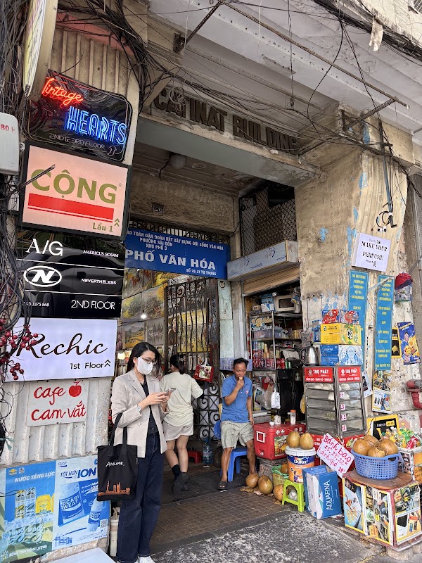 Vintage Hearts Hanoi