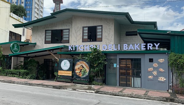Esmeralda Kitchen