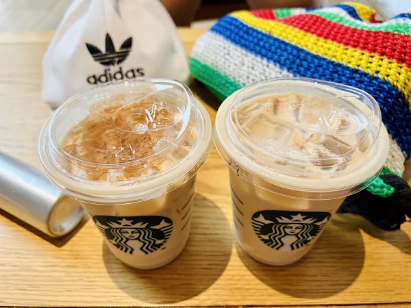 STARBUCKS Huilan Shop 5