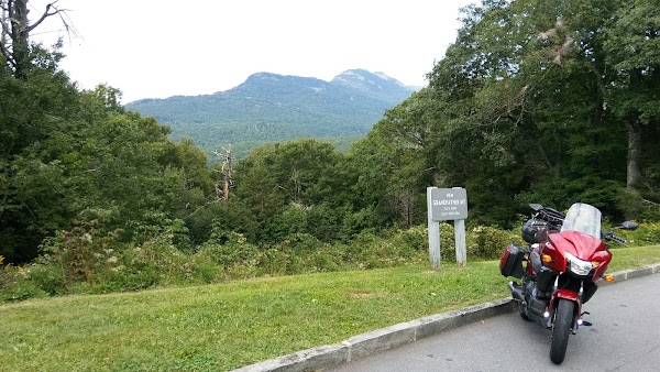 Grandfather Mountain Overlook 2