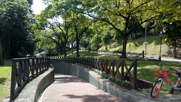 Fort Canning Road 2