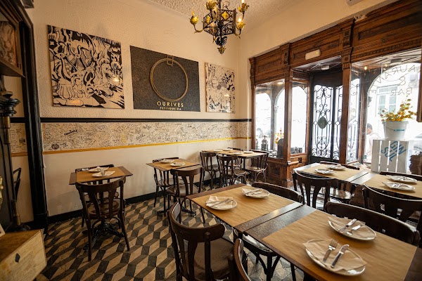 Ourives Petisqueira - Restaurante Tradicional Lisboa 1